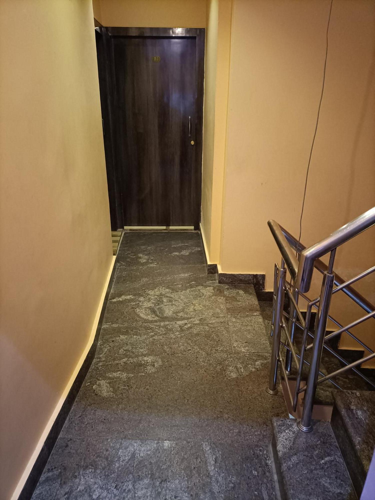 Hotel Picasso Varanasi Prime Location Екстериор снимка